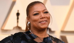 Queen Latifah Terima Penghargaan Dari Harvard.