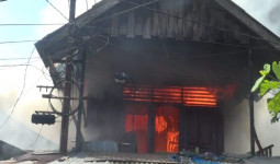 Kebakaran 20 Pintu Bangsalan di Griya Mukti Diwarnai Keributan Antar Warga