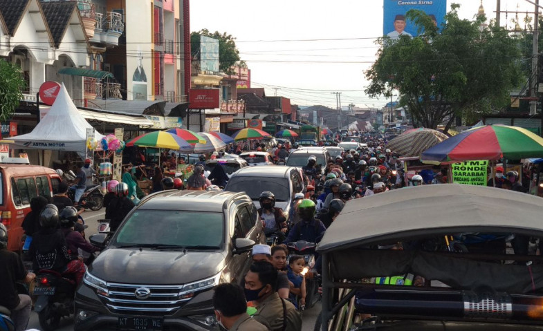 Dilema Hadirnya Pasar Ramadan Dadakan Ditengah Puncak Penyebaran Covid-19 Samarinda