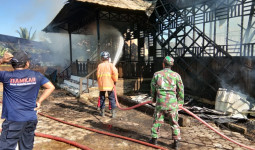 Diduga Milik Wakil Ketua DPD RI, Rumah Joglo Habis Terbakar, Kerugian Capai Ratusan Juta Rupiah