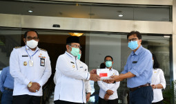 KPC Serahkan Dua Ribu Alat Rapid Test untuk RSUD dan Puskesmas di Kutai Timur