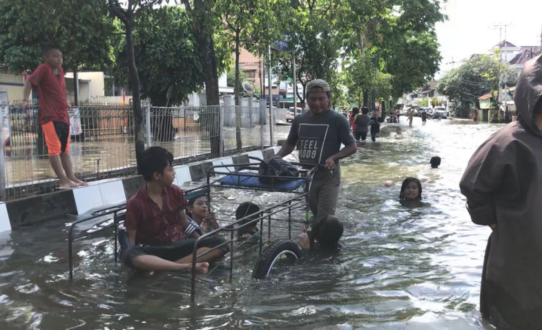 Cerita Warga di Jalan Soetomo yang Merasa Sedih Harus Merayakan Idul Fitri Saat Pandemi dan Banjir