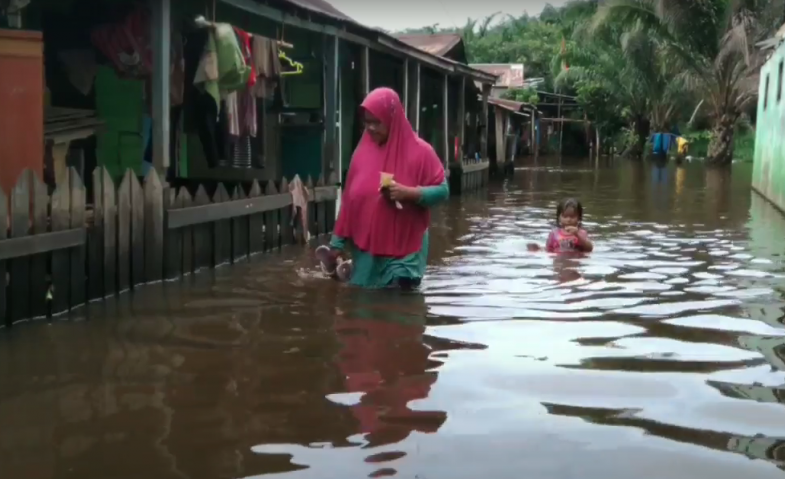Cerita Warga Terdampak Banjir di Samarinda, Rela Bertahan di Rumah Meski Hanya Makan Mie Instan