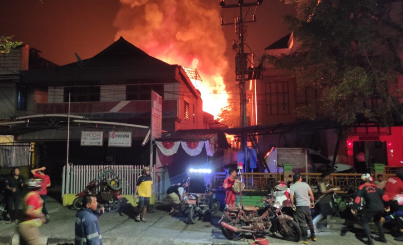 Samarinda Membara, 40 Bangunan di Agus Salim Hangus Dilahap Api