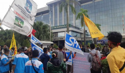 Bersatu, Mahasiswa dan Buruh di Samarinda Tolak Disahkannya Omnibus Law Cipta Kerja