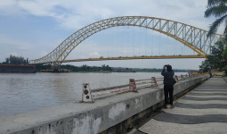 Didatangkan dari Jepang, Progres Lampu Tematik Jembatan Kartanegara Sudah 60 Persen