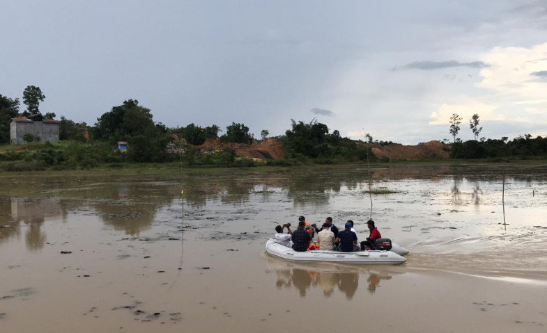 Wakil Bupati Kukar Tinjau Normalisasi Sungai Merdeka di Samboja, Warga Minta Dilanjutkan