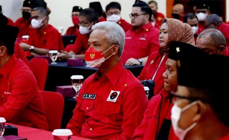 Dewan Kolonel Berbalas Dewan Kopral, Ganjar Pranowo Minta Semua Pihak Menahan Diri