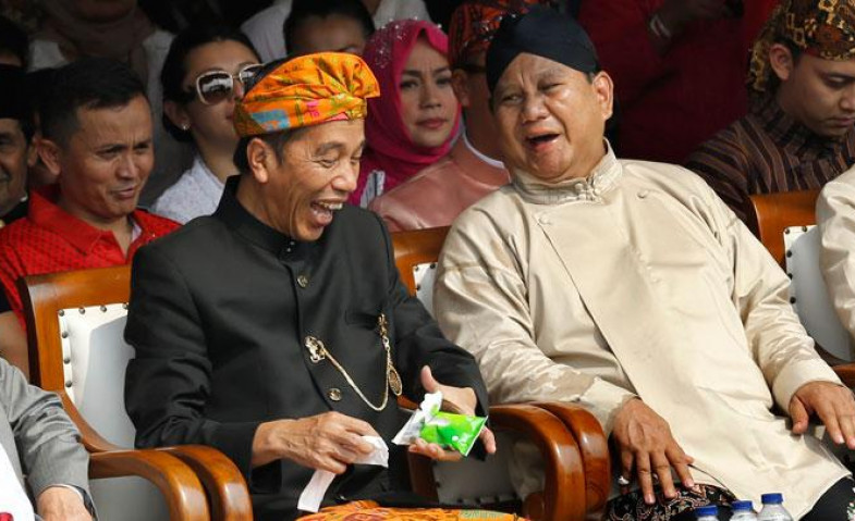 Tawa Prabowo Perihal Peluang Gaet Jokowi Jadi Cawapres pada 2024