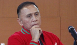 Didesak Publik, Iwan Bule Ogah Mundur dari PSSI