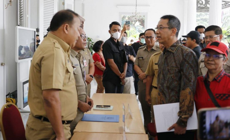 Sama Seperti Ahok, Heru Budi Hartono Kembali Membuka Meja Aduan Balaikota Jakarta