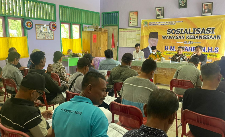 Demi NKRI, Haji Alung Ajak Warga Dusun Sumber Mulia Jaga Persatuan