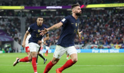 Prancis Vs Polandia 3-1, Mbappe dan Girourd Ukir Sejarah, Les Bleus Melaju ke Perempat Final