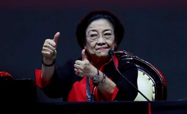 Sekjen PDIP Bocorkan Kapan Megawati Umumkan Capres PDIP 2024, Ganjar Pranowo atau Puan Maharani?