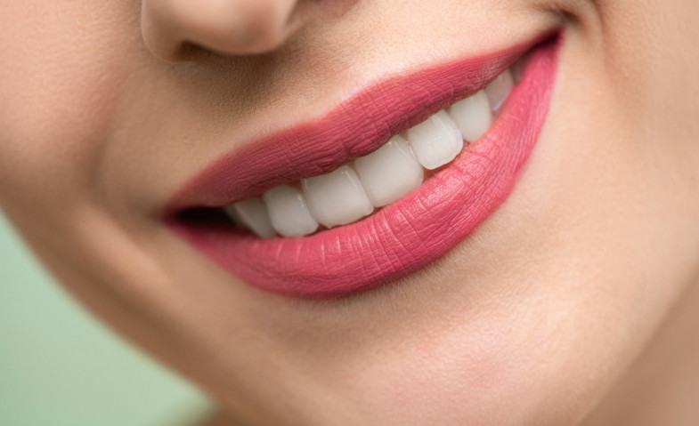 Cara Merawat Kesehatan Gigi dan Mulut yang Benar