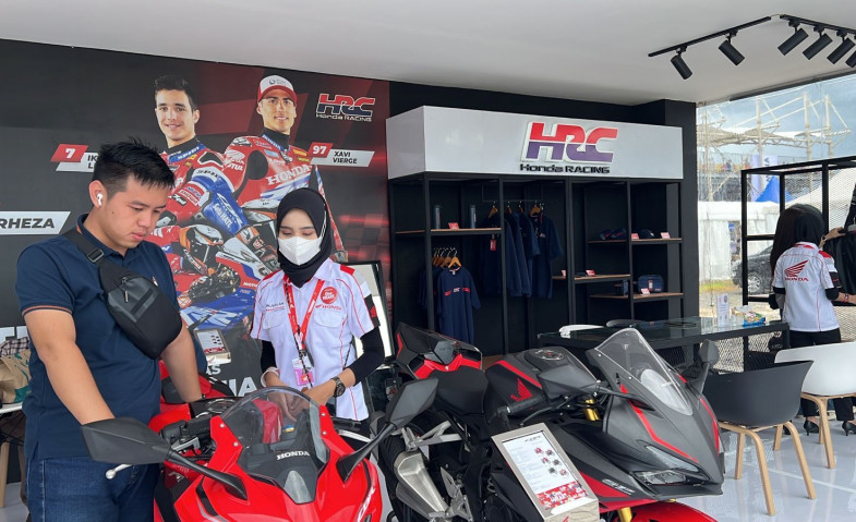 Apparel Seri Honda Racing Corporation Terbaru Ramaikan World Superbike 2023