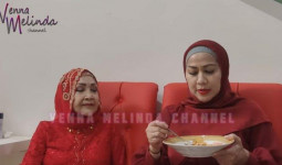 Ngaku Tulang Rusuk Retak, Venna Melinda Terbang ke Surabaya Sendirian