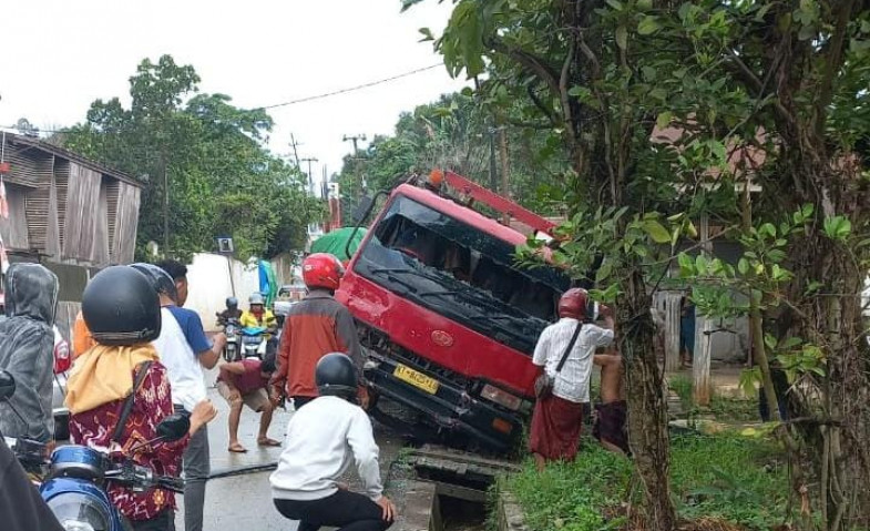Kecelakaan Beruntun di Jalan KH Mas Mansyur Tewaskan 1 Orang Pejalan Kaki