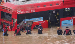 Longsor dan Banjir di Korea Selatan, Petugas Temukan Korban Tewas dalam Bus Terjebak di Terowongan