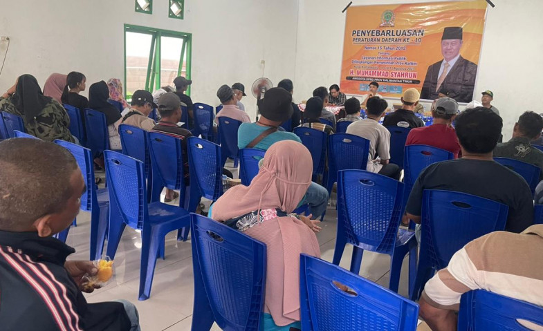 Galang Partisipasi Publik, Haji Alung Gelar Sosper Layanan Informasi di Loa Ipuh Darat