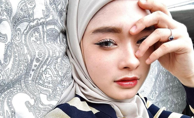 Inara Rusli Beberkan Kriteria Calon Suami, Seperti Apa Ya?