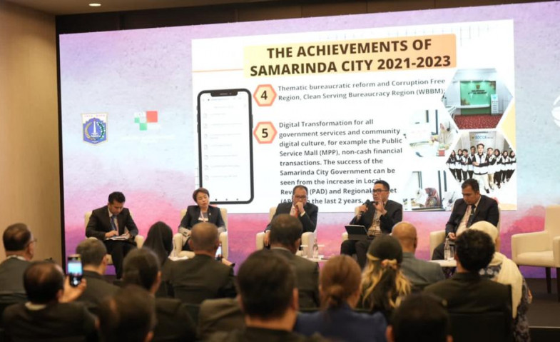 Wali Kota Samarinda Andi Harun Berbagi Tips Sukses Dihadapan Forum Internasional