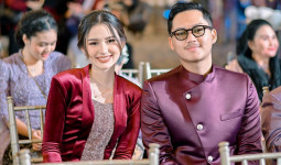 Sarah Menzel Mengaku Siap Pindah Agama Demi Jadi Menantu Anang, Dipaksa Azriel Hermansyah?