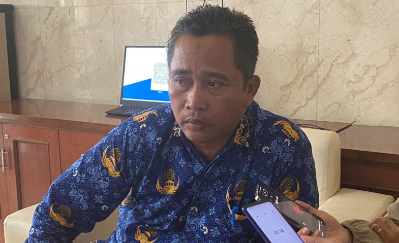 Camat Tenggarong dan Jajarannya Sigap Berikan Bantuan Kepada Keluarga Terlantar di Tenggarong