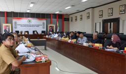 Banmus DPRD Kaltim Rapat Bersama dengan Sekretariat, Bahas Uji Publik dan Sosialisasi Wawasan Kebangsaan