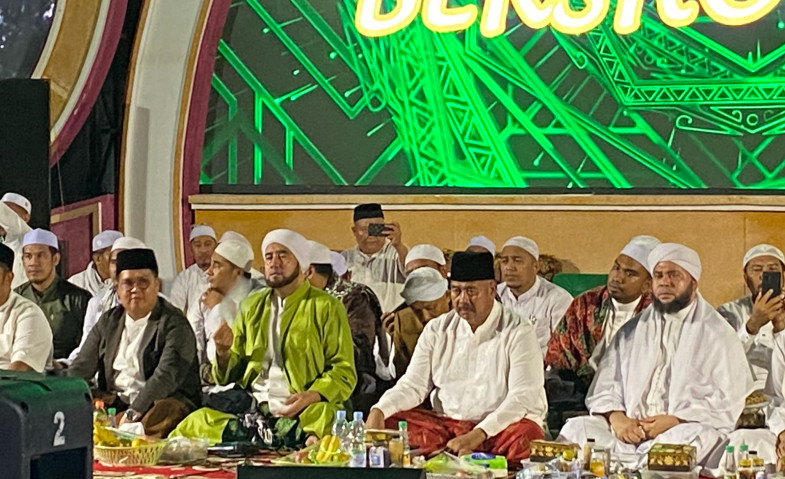 Dihadiri Ribuan Jamaah, Kukar Bershalawat Jilid II Sukses Digelar