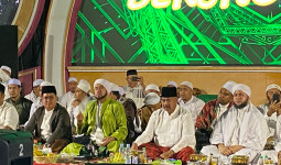 Dihadiri Ribuan Jamaah, Kukar Bershalawat Jilid II Sukses Digelar