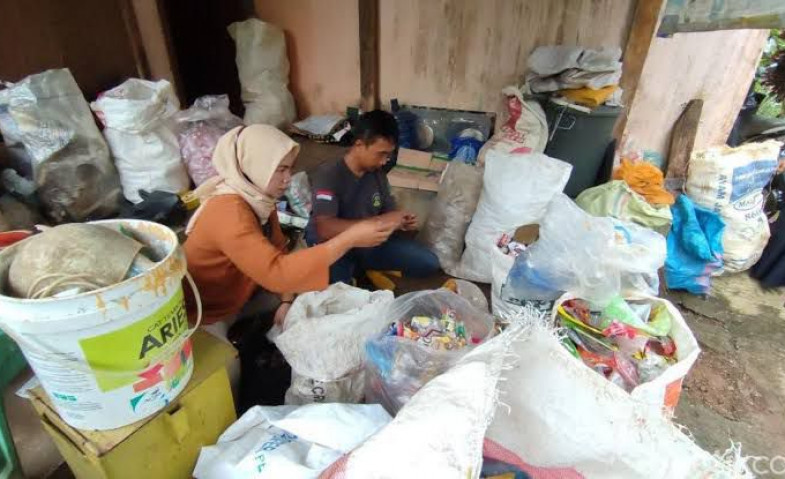 Hadirkan Solusi Permasalahan Sampah, Kecamatan Muara Jawa Bangun Bank Sampah di Berbagai Desa