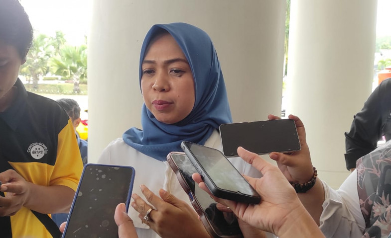 Hj Mulyana Sambut Positif Kegiatan Sosialisasi Pendidikan Politik Bagi Perempuan Dinas PPPA Kutim