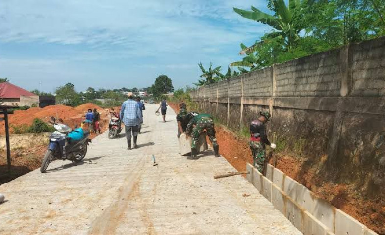 Kabar Gembira, Jalan Rusak di Desa Beloro Sudah Mulai Diperbaiki