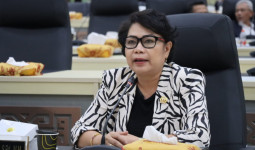 Ketua Komisi III DPRD Kaltim Veridiana Huraq Wang Minta Pemerintah Perbaiki Fasilitas Sekolah yang Rusak di Daerah 3T