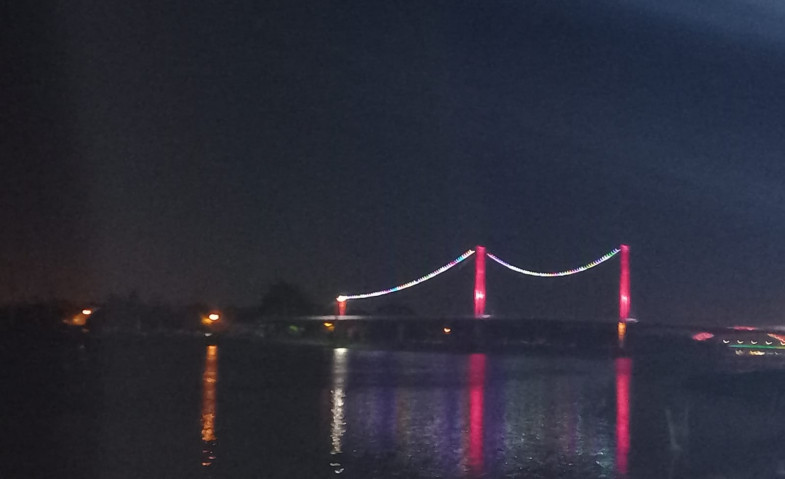 Progres Pemasangan Lampu Tematik Jembatan Repo-Repo Sudah 80 Persen, Kadispar: Percantik Tenggarong