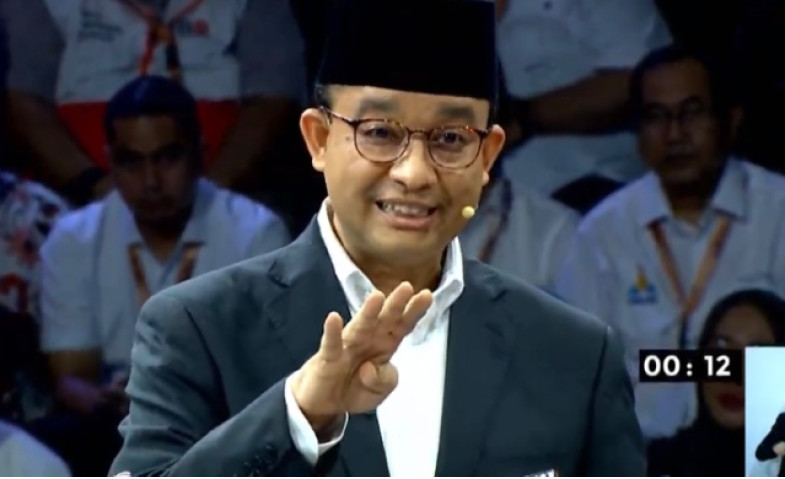 Debat Perdana Capres Digelar, Anies Sentil Banyak Aturan Dibengkokkan Demi Kepentingan Penguasa