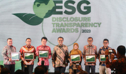 Komitmen Terapkan Bisnis Berkelanjutan, bank bjb Sabet Penghargaan di Ajang ESG Disclosure Awards 2023
