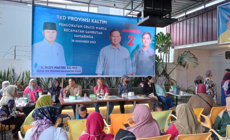 TKD Prabowo-Gibran Kaltim Adakan Pengobatan Gratis bagi Warga di Kecamatan Sambutan