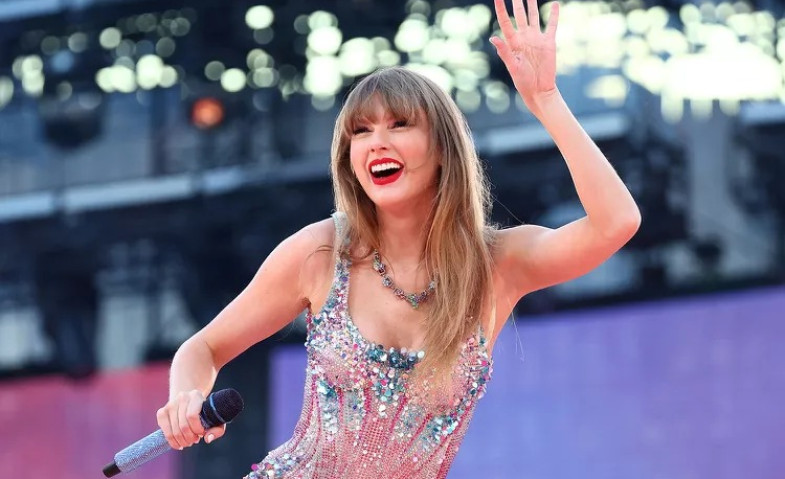 Sandiaga Uno Sebut Indonesia Butuh 'Swiftonomics', Kode Bakal Gelar Konser Taylor Swift?