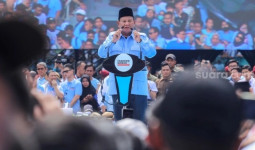 Sindir Pihak yang Tak Setuju dengan Program Makan Siang Gratis, Prabowo: Bukan Orang Waras!