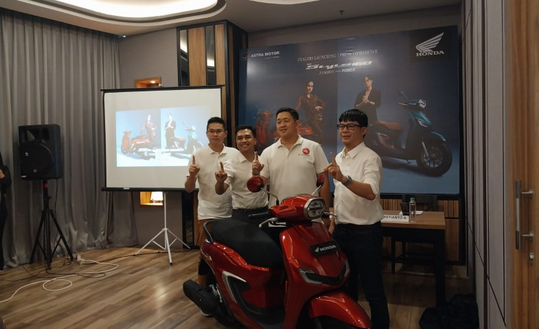 Tampil dengan Balutan Desain Semi Retro, Skutik Premium Fashionable New Honda Stylo 160 Resmi Mengaspal di Samarinda