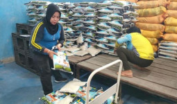 Banjir Landa Mahakam Ulu, Pemprov Kaltim Kirim 6.400 Paket Sembako