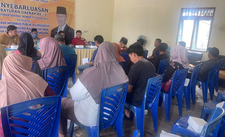 Haji Alung Sampaikan Keterbukaan Informasi Publik Hingga ke Pelosok Desa Kukar
