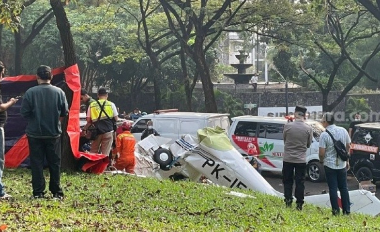 Pesawat Latih Jatuh di BSD Serpong Tangsel, Tiga Orang Meninggal Dunia