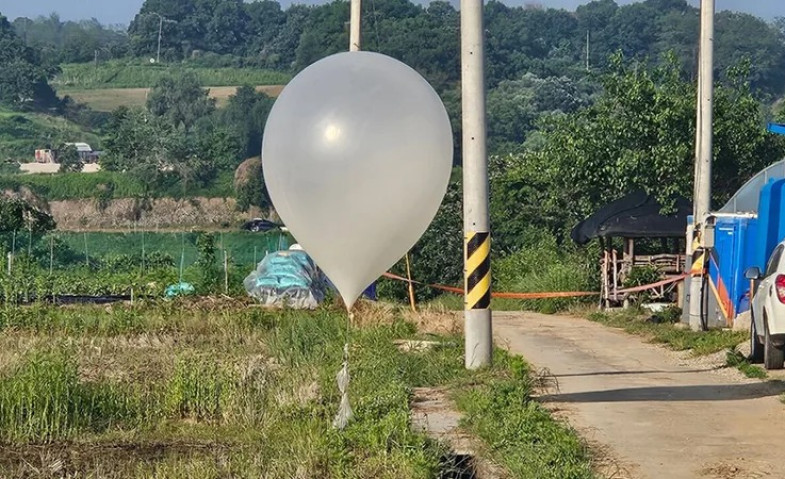 Lagi, Korea Utara Kirimkan Balon-balon Berisi Sampah ke Korea Selatan