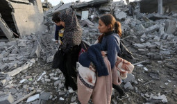 Negosiasi Gencatan Senjata Alot, Israel Masih Terus Gempur Rafah