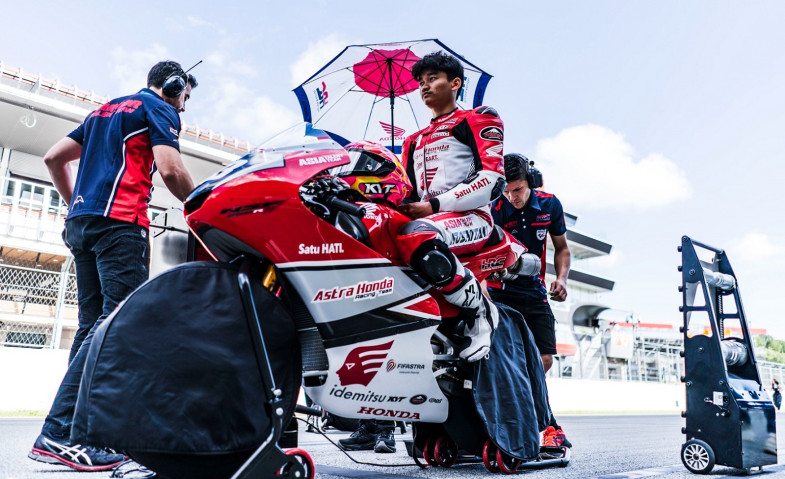 Pembalap AHM Fadillah Arbi Aditama Tatap Kejuaraan Dunia Junior Moto3 di Portugal