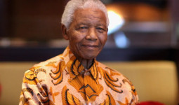18 Juli: Mengenang Nelson Mandela, Pejuang Anti-Apartheid dan Ikon Perdamaian