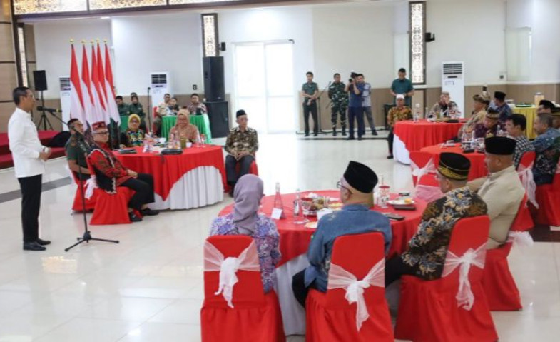 Bupati Kukar Edi Damansyah Hadiri Pertemuan dengan Sekretariat Presiden Bahas Persiapan HUT RI di IKN